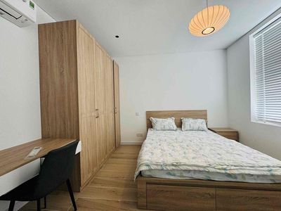 Rent Louis Gardens for 8 million a month.