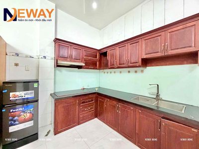Get out of here! The kitchen room full of furniture next to aeon Tân Phú, huit