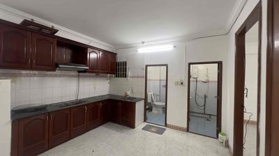 Rent the apartment. Two bedrooms. The river view is 10 million.