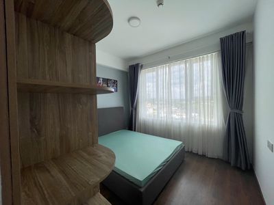 The apartment Sg mia 2 bedroom 2 1 5 million empty toilets right now
