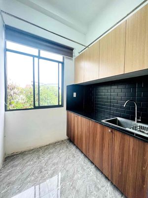 Sau's one-size bedroom where four full-cleaning machines