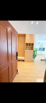 Rent America's apartment, pmh. It's 100 percent, 126 meters, three bedrooms, high-end furniture. 22 million a month.