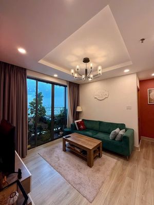 It's the owner of Him Lam Chợ Lớn. 83 meters 2.2 bedrooms/2 of the beautiful full interior toilet