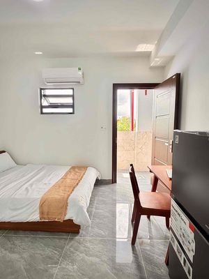 New Studio Builds Full Seven - 12