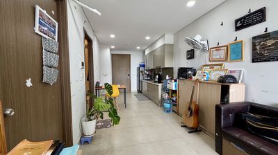 Rent your own room in the River Pangrain upper apartment.