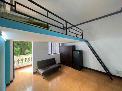 The owner rented the balcony room right into hvhk (vaa) & voluntary (vhu)