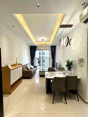 Hire Richstar three bedrooms. Two toilets, 15 million a month.