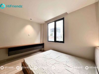 Rent the mini apartment, open window - full interior