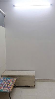 The new 12 meters 3 blocks south of Long, Q.9, now free, not joint.