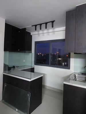 It's the owner who rents a beautiful apartment. Two bedrooms. Two toilets.