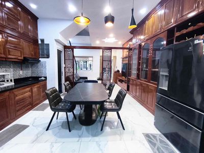 Renting Rio Vista ground 2 floors only 19 million.