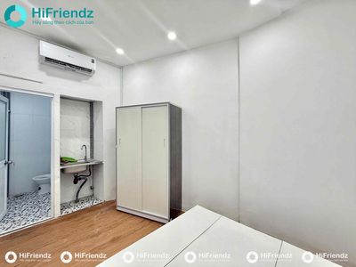 The studio is full of furniture - right Lạc Long Quân.