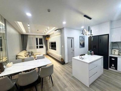 Screc residence, Trường Sa, District 3: 75 meters2, 2 p sleeps, 2 toilets, full interior, 14 million