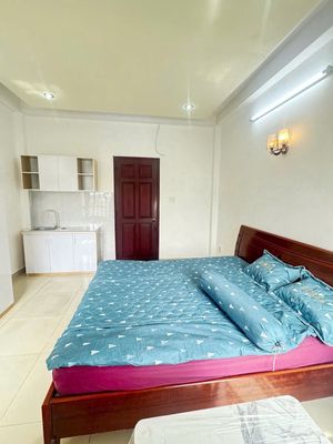 apartments 4 to 5 people 2 P sleeping - 70 meters, 2 blocks, 2 air conditioning.