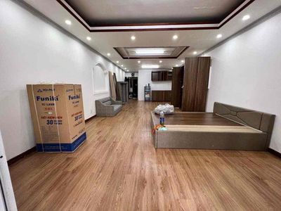 50 m2 Parks Near hcmut & ump - Near the Big Market, District 10