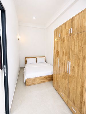 Hire a P.O.C. suite near CoopMart Nguyễn Kiệm...