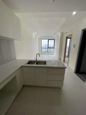 The owner rented Aurora Residence District 8, the Ji-er Wu-Yi axis