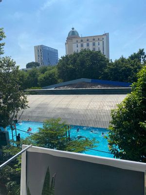 Room 50 meters with a balcony view pool, Phú Nhuận free time.