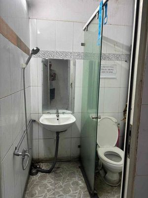 The male memory is only 2 men in Hoàng Văn Thụ at 1 million-five.