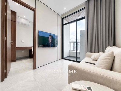 High-class apartment-- balcony, clean the kitchen up at Tân Cảng.
