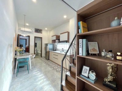 Nice 2nd Space House. Right at Lang University.