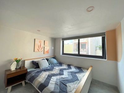 Nice 2nd Space House. Right at Lang University.