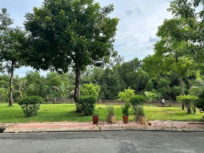 To rent Kdc Tân Quy Đông 37 million.