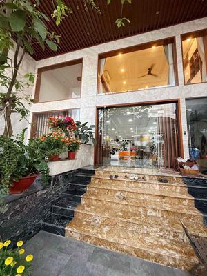 Rent a new house 14 rooms full of furniture- 120 million elevators.