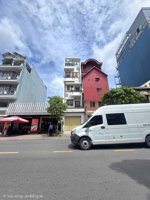 Rent a mtkd Tân Sơn Nhì area 4.2 x25-3rd floor house, Sant. Seven bedrooms, four toilets.