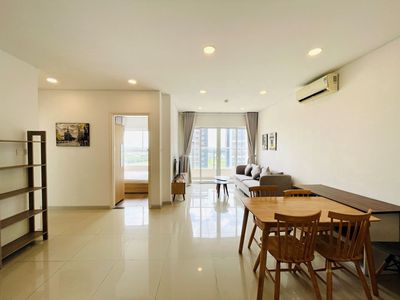 Dragon Hill 2 01 71.5 meters (2 bedroom - 2 toilets) Full of furniture. Winds all day