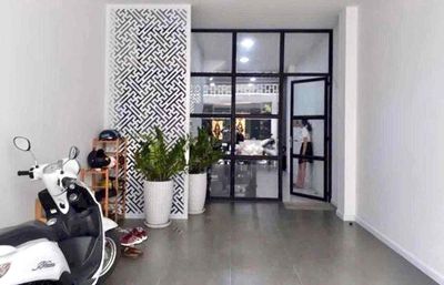 Rent a nice house full of furniture 6 bedrooms-30 million