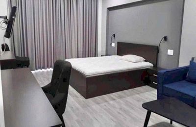 Rent a nice house full of furniture 6 bedrooms-30 million