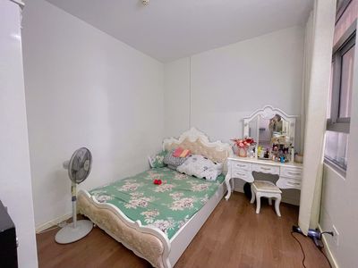 It's hot. Luxcity House 73 meters. Two bedrooms. Two bathrooms.