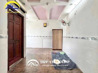 The sanctuary room is near the University of Trade and Air.