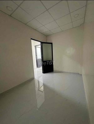 8 meters Thạch Lam 4 x 20 meters 1st floor 13 million rooms