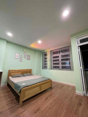 It's the owner who rents room full of interiors in District 1.