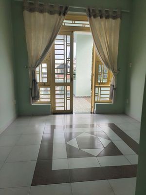 Rent a car alley - near the Watto tree market - the king's flower, Bình Thạnh