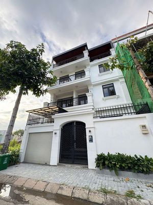 Kikyo Residence 9 x 18 Mt. + 4th floor Lakeview City.