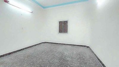 Rent a free time room near Mount Six.