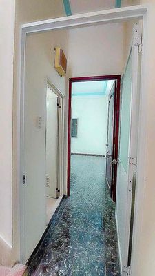 Rent a free time room near Mount Six.