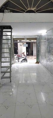 The original building is a 3rd District Chen Street for rent