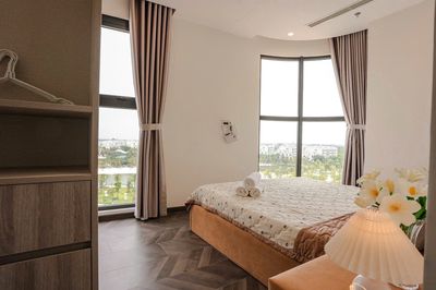 Four hundred studios to three bedrooms to rent Vinhomes Grand Park District 9