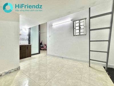 The guard room at cheap ground is Dương Thị Mười, near cvpm, University gtvt cs3