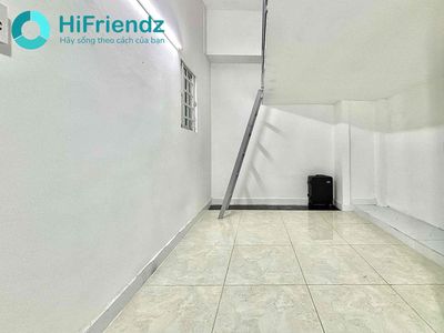 The guard room at cheap ground is Dương Thị Mười, near cvpm, University gtvt cs3
