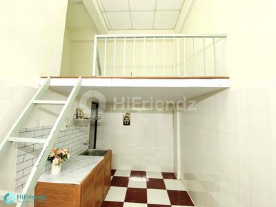 2M high guard room ready air conditioning 1 .5 km from the University of Finance