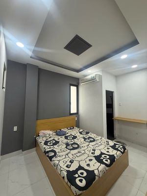 Rent a room at the University of Ho Chi Minh City Law School, which is a million-to-one market.