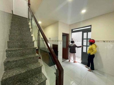 Rent the original house. Nguyễn Duy Trinh.