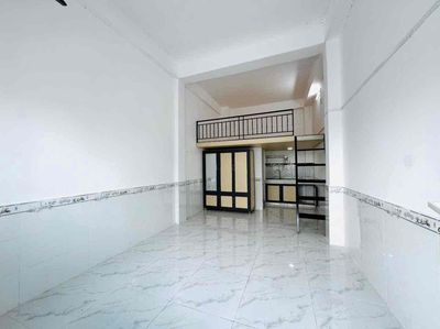 rented room in which 440 elevators were kept