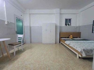 Nice room -- fresh -- full comfort, move in right away.