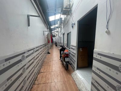 Private boarding room with a guard near vov, 3.2 million.
